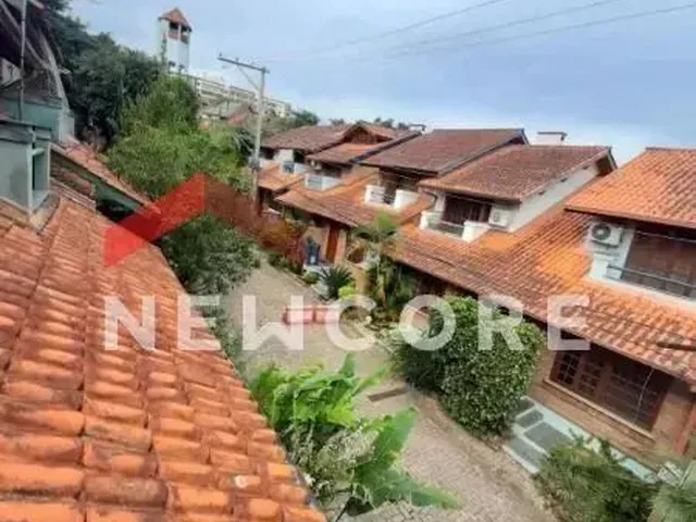 Imagem 1: Casa de Condomínio em Avenida da Cavalhada - Cavalhada - Porto Alegre/Rs