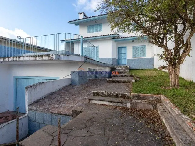 Imagem: Casa com Piscina em Localização Nobre