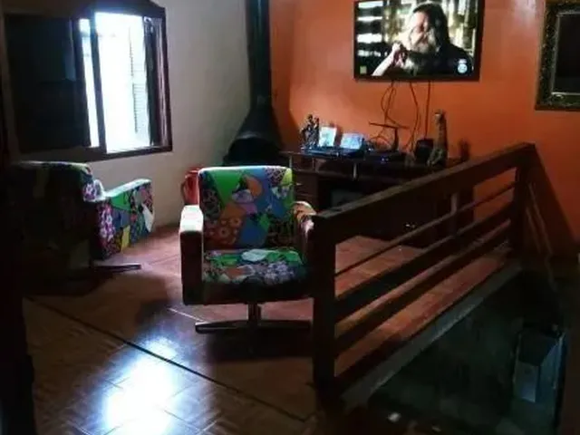 Imagem 3: Casa para Venda - 110M², 4 Dormitórios, Sendo 1 Suites, 1 Vaga - Teresópolis