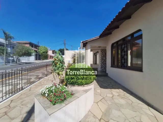 Imagem: Locação - Casa Mobiliada, 3 Quartos Sendo