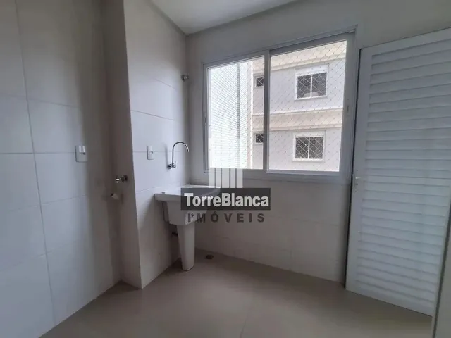 Imagem 2: Locação - Apartamento com 3 Quartos (Sendo 1 Suíte), 2 Vagas, Próximo Ao Balaroti
