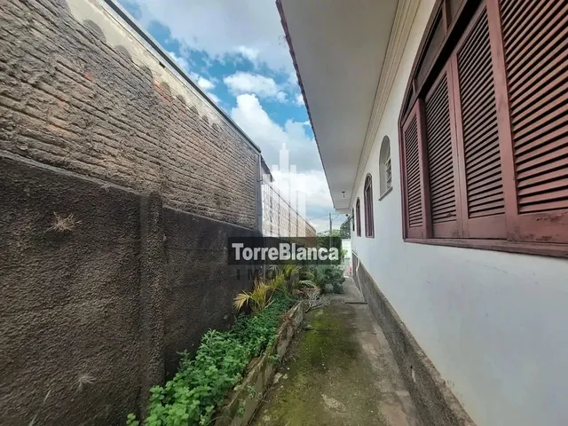Imagem 16: Locação - Casa com 3 Quartos (Sendo 1 Suíte), 2 Vagas, Churrasqueira, Quintal Amplo