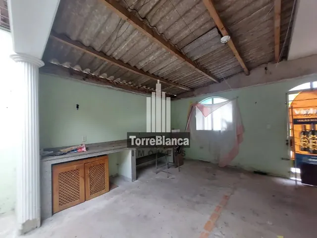 Imagem 2: Locação - Casa com 3 Quartos (Sendo 1 Suíte), 2 Vagas, Churrasqueira, Quintal Amplo