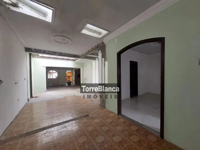 Imagem 11: Locação - Casa com 3 Quartos (Sendo 1 Suíte), 2 Vagas, Churrasqueira, Quintal Amplo