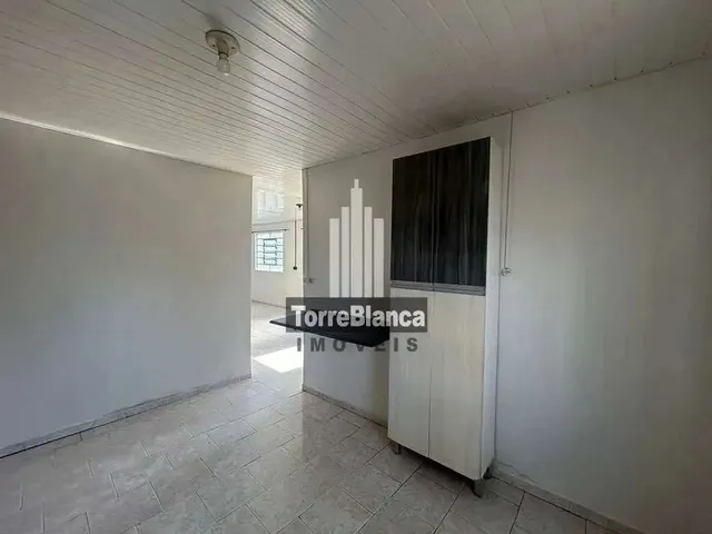 Imagem 2: Casa para Locação, 3 Quartos, Churrasqueira, 2 Vagas de Garagem Cobertas, 65 M²
