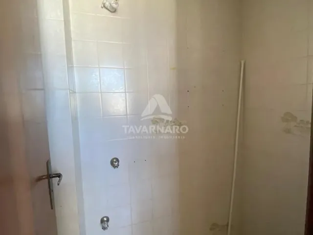 Imagem 8: Apartamento com 3 Dormitórios no Edifício Helena Bertucci de Britto!
