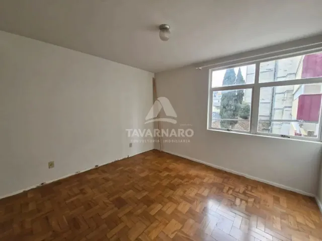 Imagem 3: Apartamento Central com 3 Dormitórios