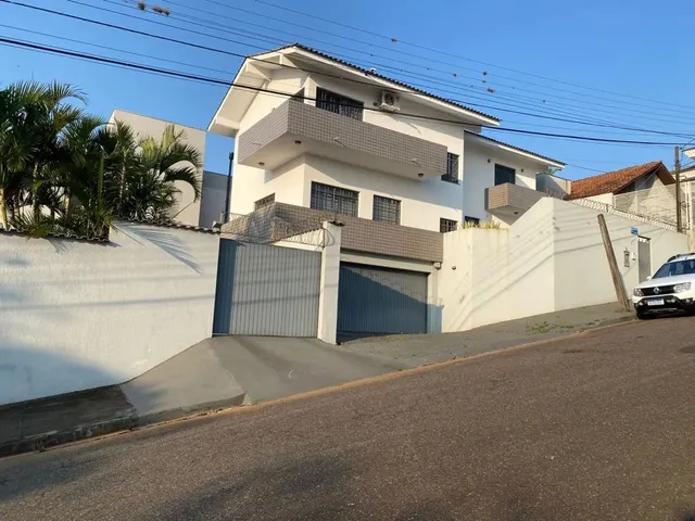 Imagem: Sobrado com 3 Quartos para Alugar por R$