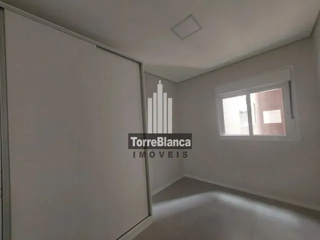 Imagem 4: Locação - Apartamento com 3 Quartos (Sendo 1 Suíte), 2 Vagas, Sacada Com