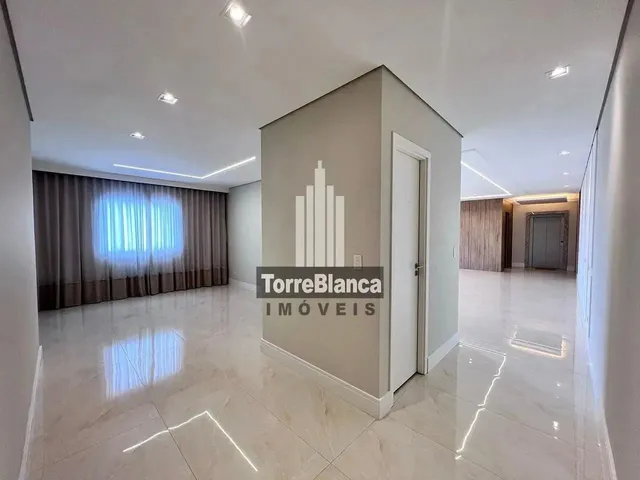 Imagem 7: Apartamento de Alto Padrão para Locação, 3 Suítes Sendo 1 Suíte Master, 5 Banheiros