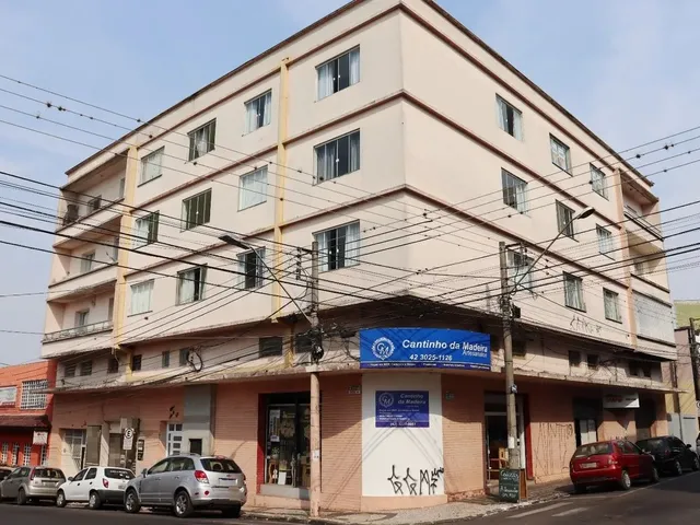 Imagem 2: Excelentes Apto Central com 03 Quartos, Ótima Localização !!