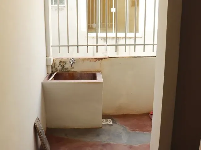 Imagem 15: Excelentes Apto Central com 03 Quartos, Ótima Localização !!