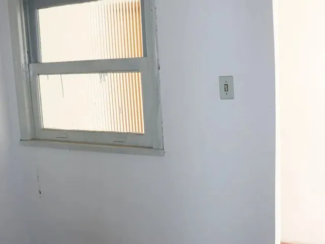 Imagem 5: Excelentes Apto Central com 03 Quartos, Ótima Localização !!