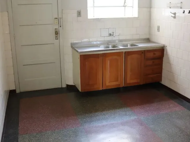 Imagem 4: Excelentes Apto Central com 03 Quartos, Ótima Localização !!