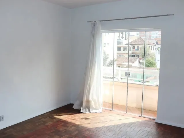 Imagem 10: Excelentes Apto Central com 03 Quartos, Ótima Localização !!