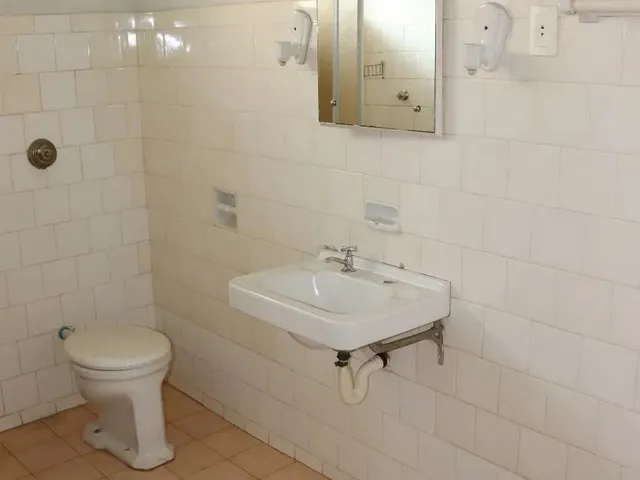 Imagem 6: Excelentes Apto Central com 03 Quartos, Ótima Localização !!