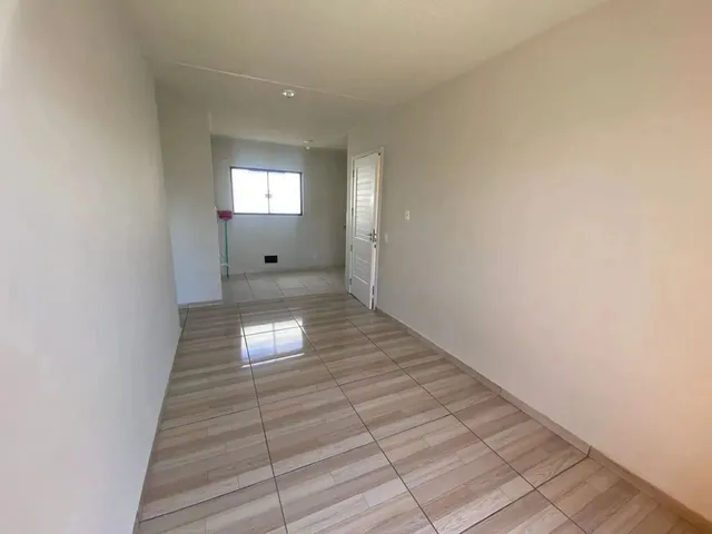 Imagem 3: Apartamento com 2 Quartos para Alugar por R$ 1000.00, 50.00 M2 - Uvaranas - Ponta Grossa/P