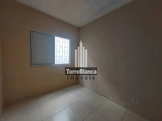 Imagem 6: Locação - Casa com 2 Quartos, 3 Vagas de Garagem, Quintal Amplo, 51 M², Contorno