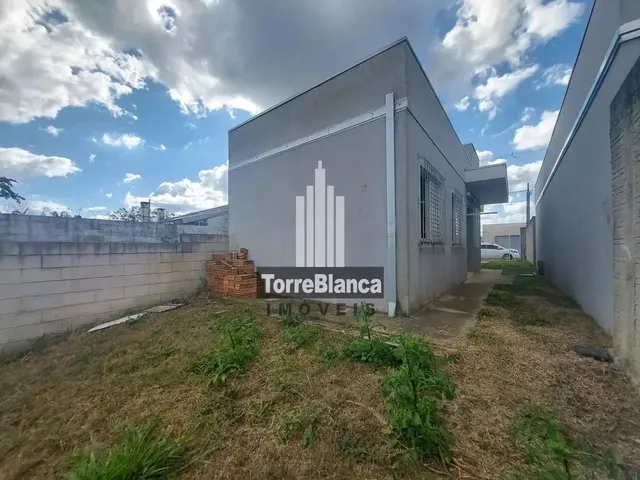 Imagem 5: Locação - Casa com 2 Quartos, 3 Vagas de Garagem, Quintal Amplo, 51 M², Contorno
