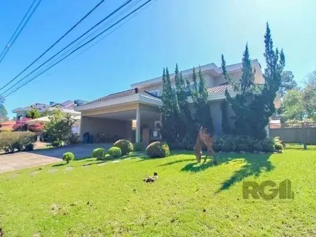Imagem: Casa Condomínio em Porto Alegre, no Bairro