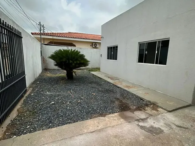 Imagem 1: Casa com 3 Quartos no Bairro Chapeu do Sol