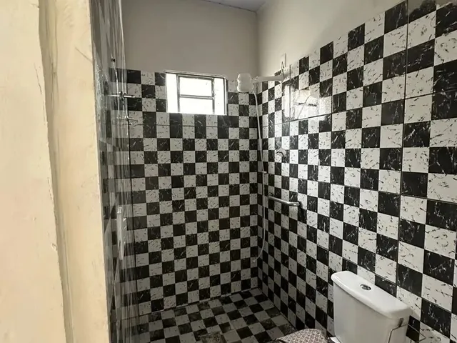 Imagem 3: Casa com 3 Quartos no Bairro Chapeu do Sol