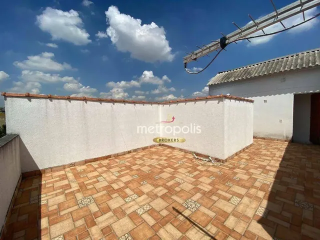 Imagem: O apartamento possui 2 Dormitórios, 1 Banheiro, 1 Vaga na