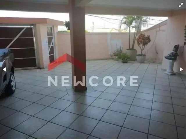 Imagem: A casa possui 3 Dormitórios, 1 Suíte, 4 Banheiros, 4