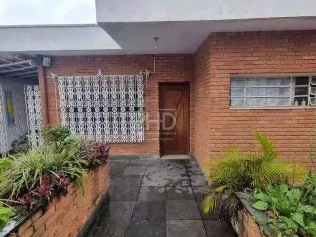 Imagem: Casa À Venda, 3 Quartos, 1 Suíte, 2 Vagas