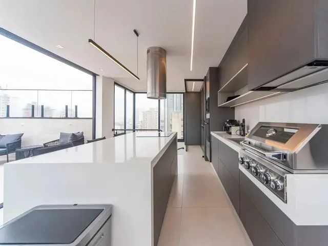 Imagem: O apartamento na cobertura possui 1 Dormitório, 3