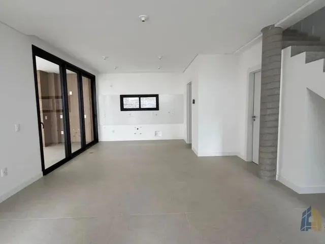 Imagem 6: Excelente Casa com 3 Suítes a 30 Metros da Praia do Cacupé - Florianópolis/Sc