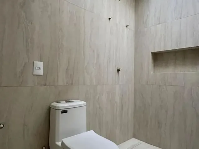 Imagem 5: Excelente Casa com 3 Suítes a 30 Metros da Praia do Cacupé - Florianópolis/Sc