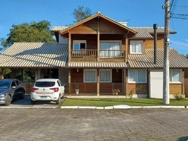 Imagem 1: Casa - À Venda com 3 Dormitórios, Sendo 2 Suítes, Piscina, Churrasqueira - Venda
