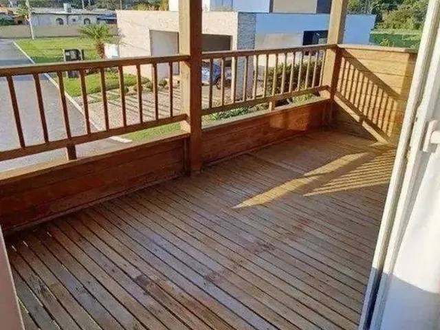 Imagem 12: Casa - À Venda com 3 Dormitórios, Sendo 2 Suítes, Piscina, Churrasqueira - Venda