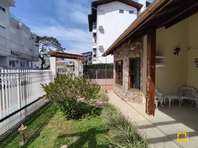 Imagem 12: Brognoli Vende - Casa Residencial com 7 Dormitórios, Sendo 5 Suítes - Canasvieiras