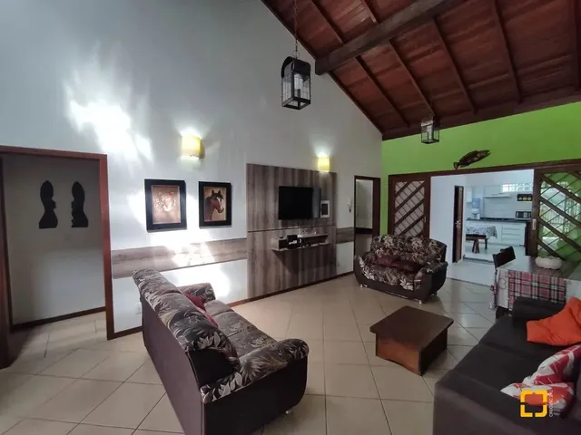 Imagem 3: Brognoli Vende - Casa Residencial com 7 Dormitórios, Sendo 5 Suítes - Canasvieiras