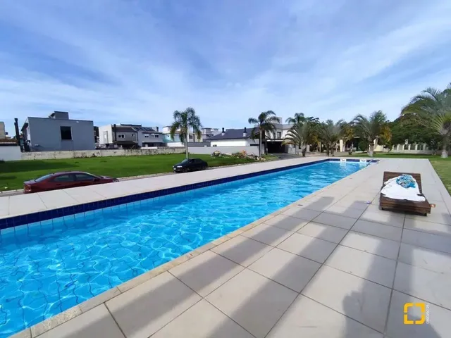Imagem 6: Brognoli Vende - Casa de Alto Padrão em Condomínio com 5 Dormitórios, Sendo 3 Suítes