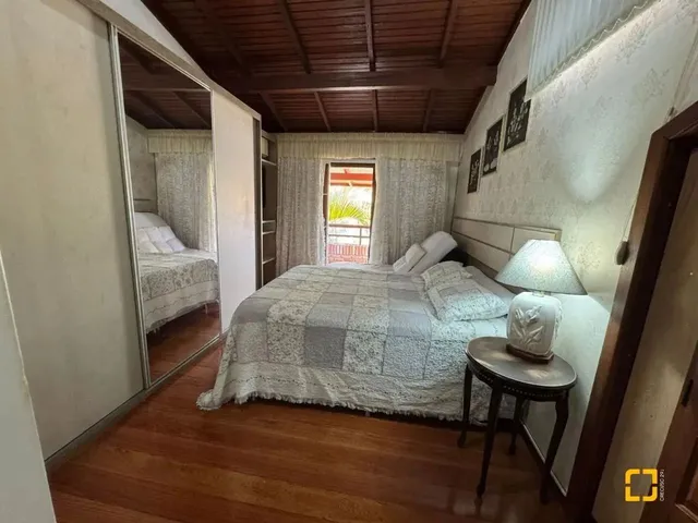 Imagem 7: Casa À Venda em Jurerê - Florianópolis | 4 Suítes | Piscina
