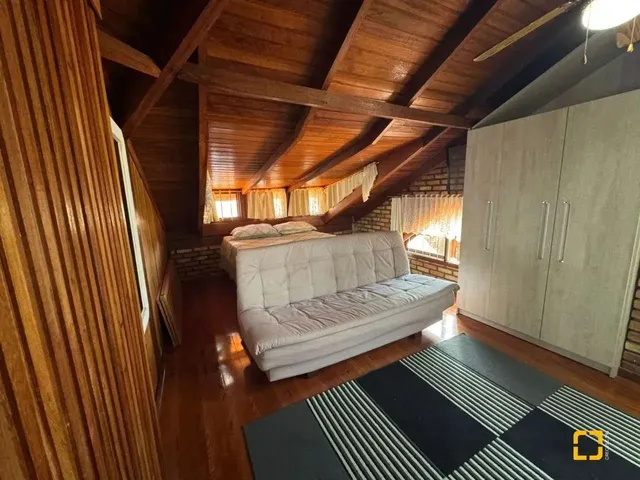 Imagem 15: Casa À Venda em Jurerê - Florianópolis | 4 Suítes | Piscina