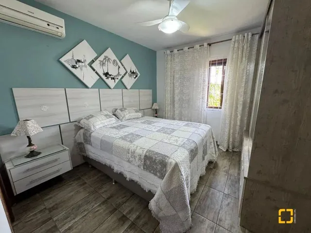 Imagem 6: Casa À Venda em Jurerê - Florianópolis | 4 Suítes | Piscina
