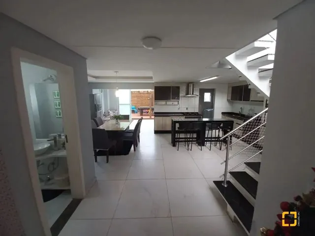 Imagem 7: Casa com Três Dormitórios Rio Vermelho Florianópolis