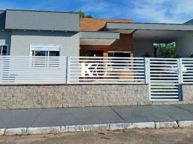 Imagem 6: Casa a Venda com 3 Dormitórios Sendo 1 Suíte em Canasvieiras!