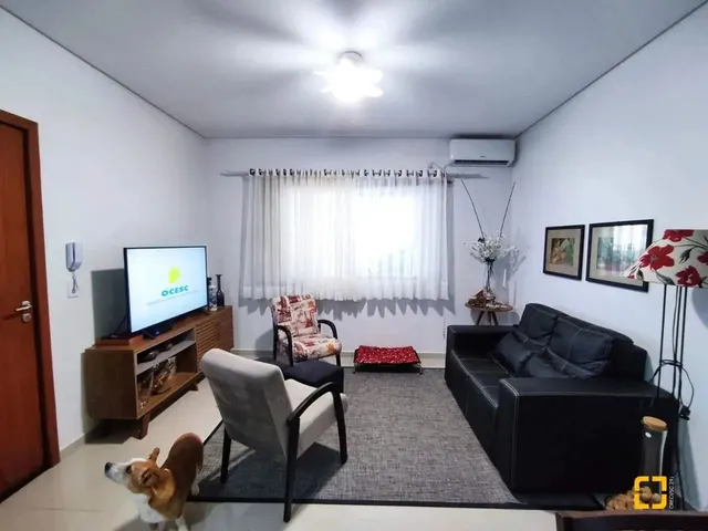 Imagem 1: Brognoli Vende - Apartamento 2 Dormitórios, Sendo 1 Suíte, no Bairro dos Ingleses