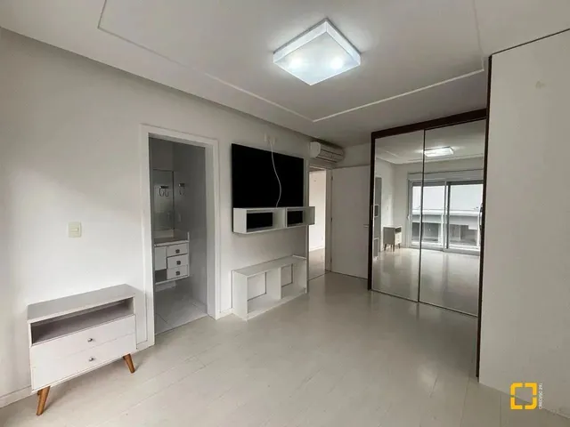 Imagem 4: Apartamento com 3 Suítes e 2 Vagas em Jurerê - Florianópolis