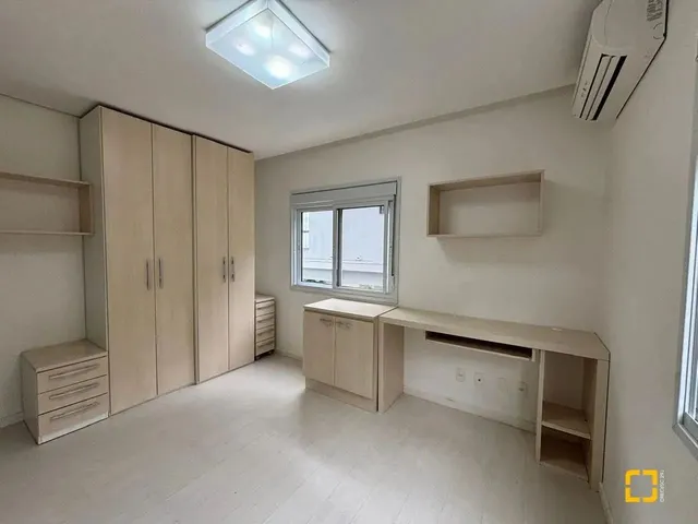 Imagem 6: Apartamento com 3 Suítes e 2 Vagas em Jurerê - Florianópolis