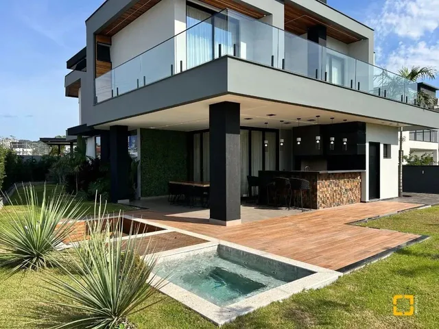 Imagem: Casa com 4 Quartos Praia dos Ingleses
