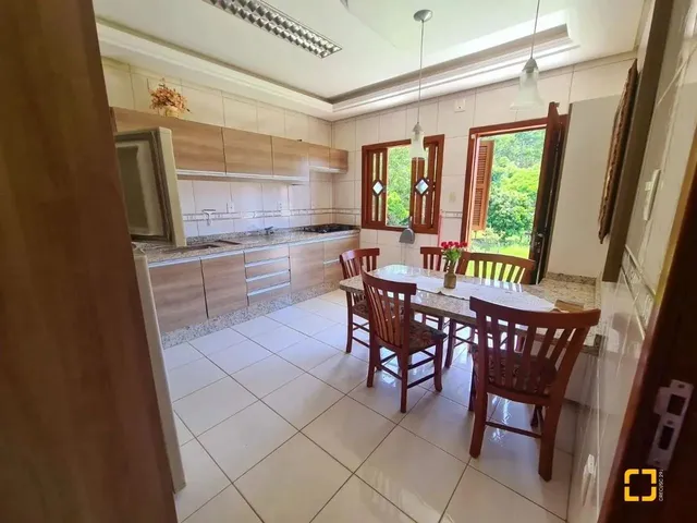 Imagem: Brognoli Vende - Ampla Casa À Venda no