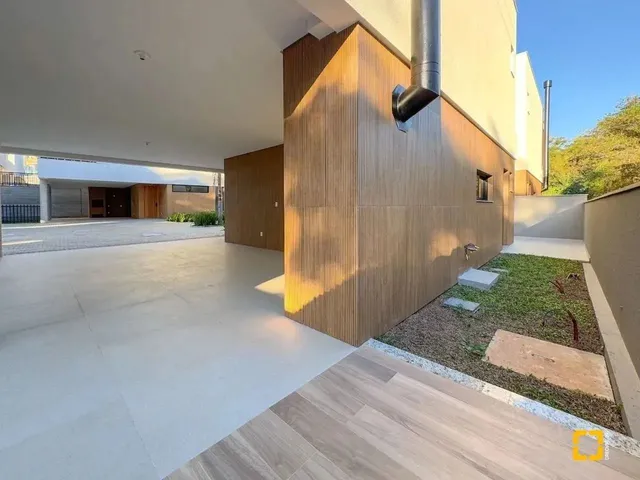 Imagem 15: Casa Nova em Condomínio - 3 Suítes - Pátio Piscina - Cacupé - Florianópolis - Sc