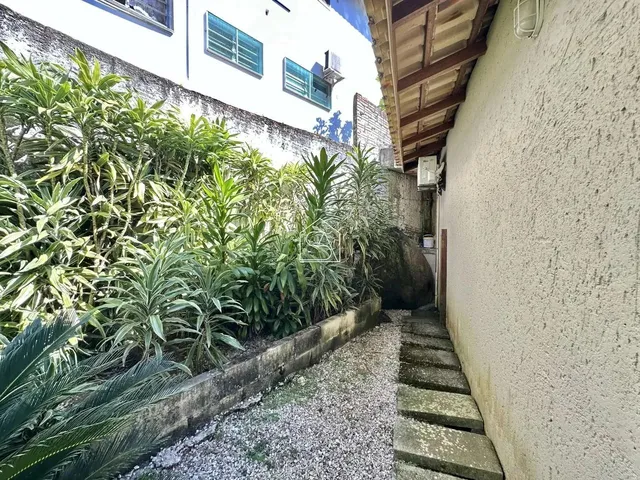 Imagem 9: Casa em Jurerê a Apenas 300 Metros do Mar!