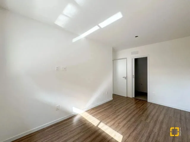 Imagem 7: Apartamento - 2 Dormitórios, Sendo 1 Suíte, Sacada Churrasqueira - 1 Vaga - 1 Hobby Box